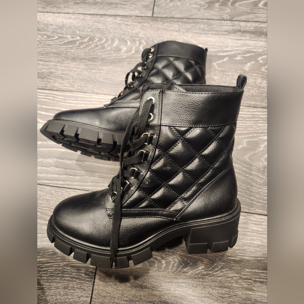 CAll IT SRING boots 8.5
